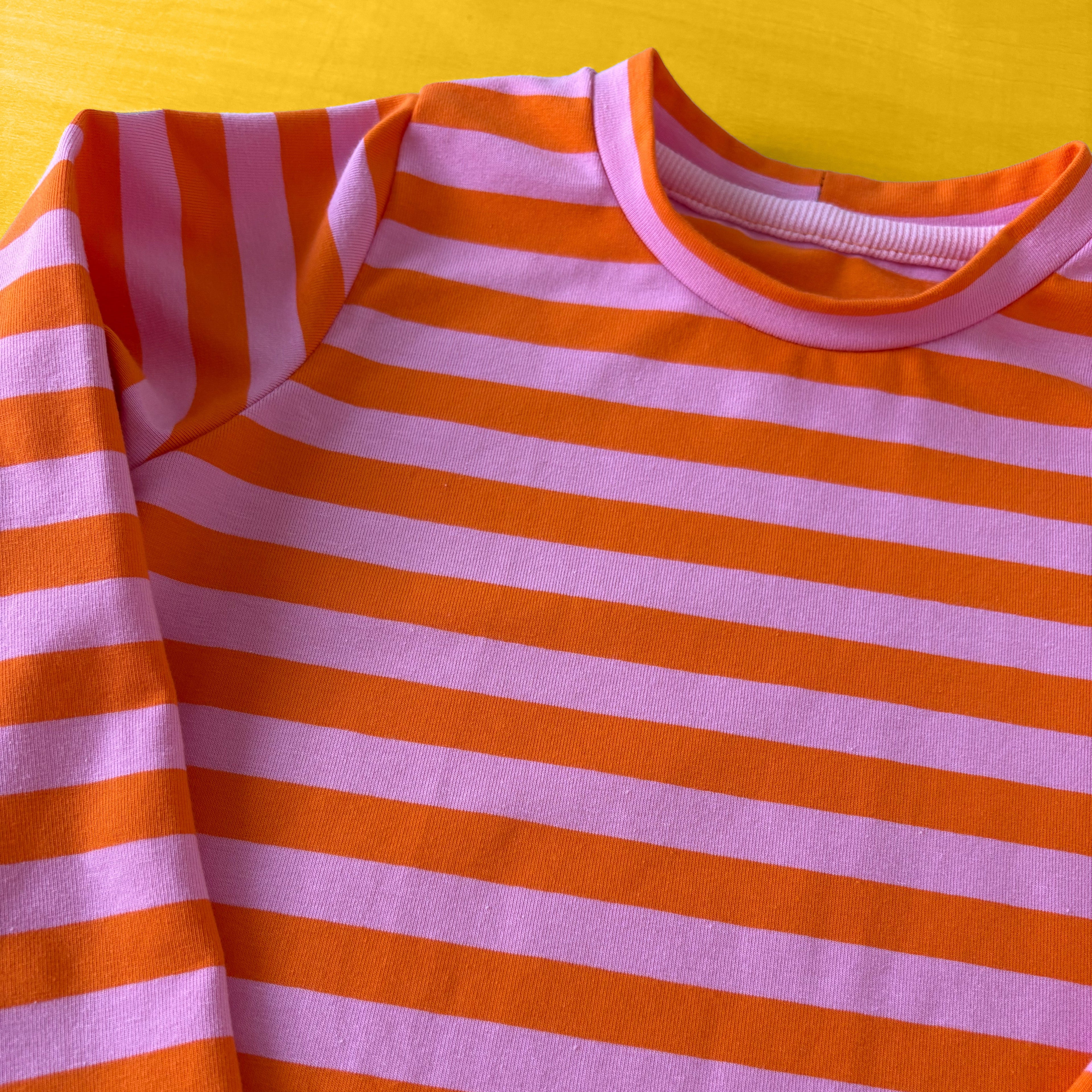 Langarmshirt „Streifenliebe“ – Größe 128